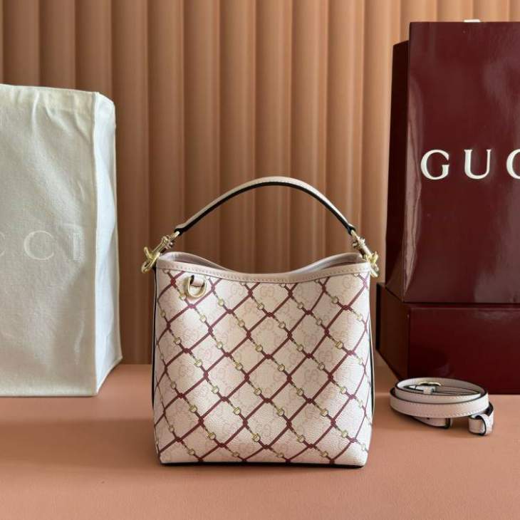 Picture of Gucci Handbags _SKUfw222909706fw